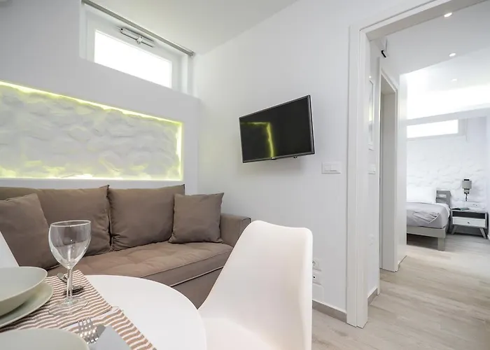 Elegant Ájosz Prokópiosz