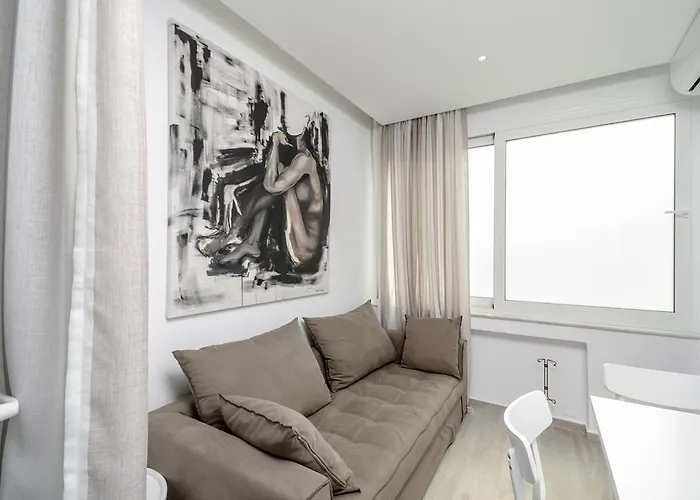 Elegant Ájosz Prokópiosz